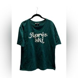Universal Thread Dark Green Graphic Tee ‘Apres Ski’